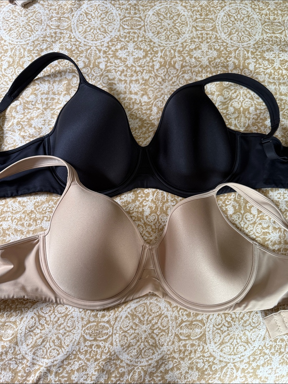 Bali 34DD minimizer bras, set of two